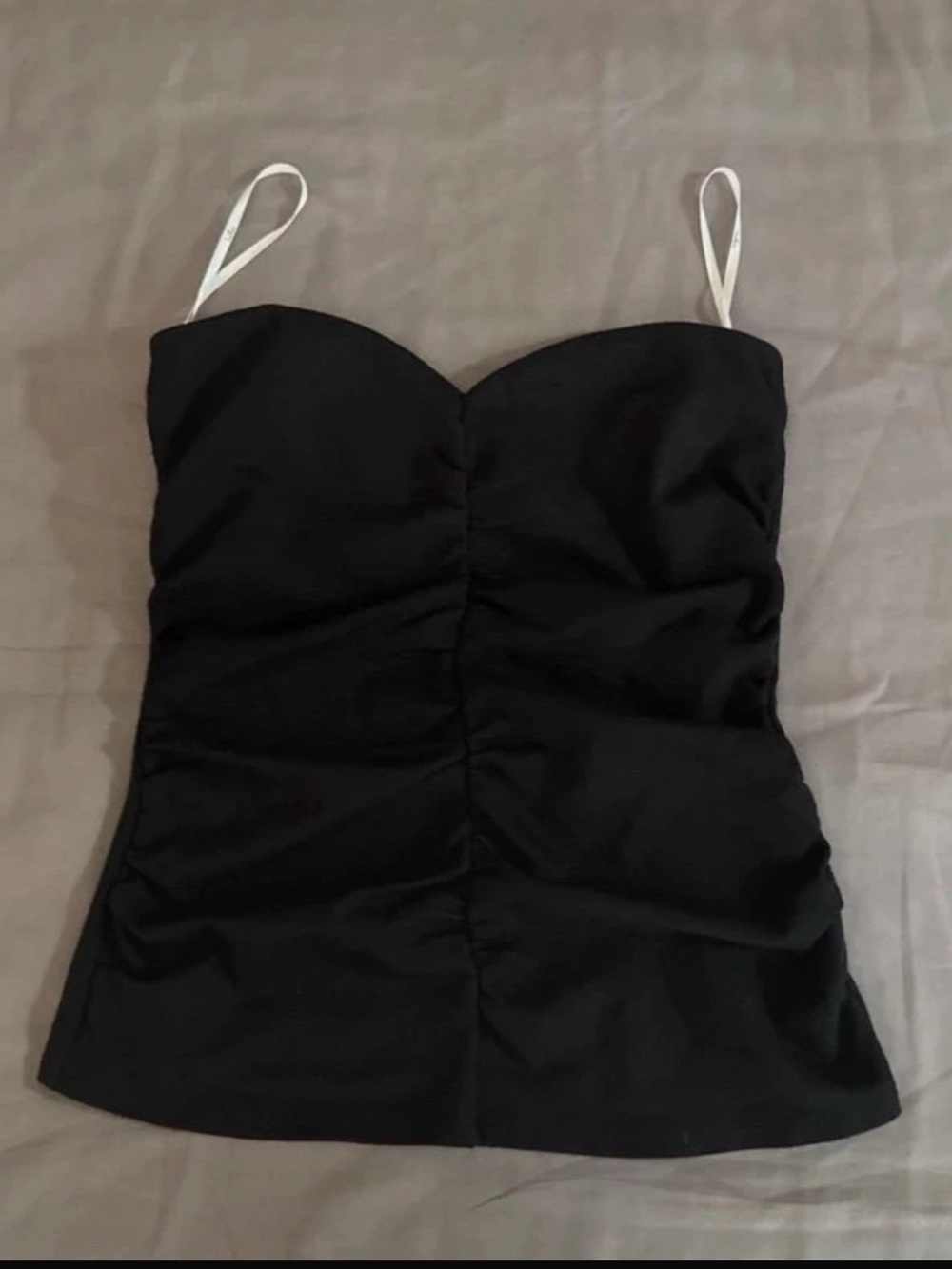 Lulus Ruched Strapless Top in Black Size Small Like New